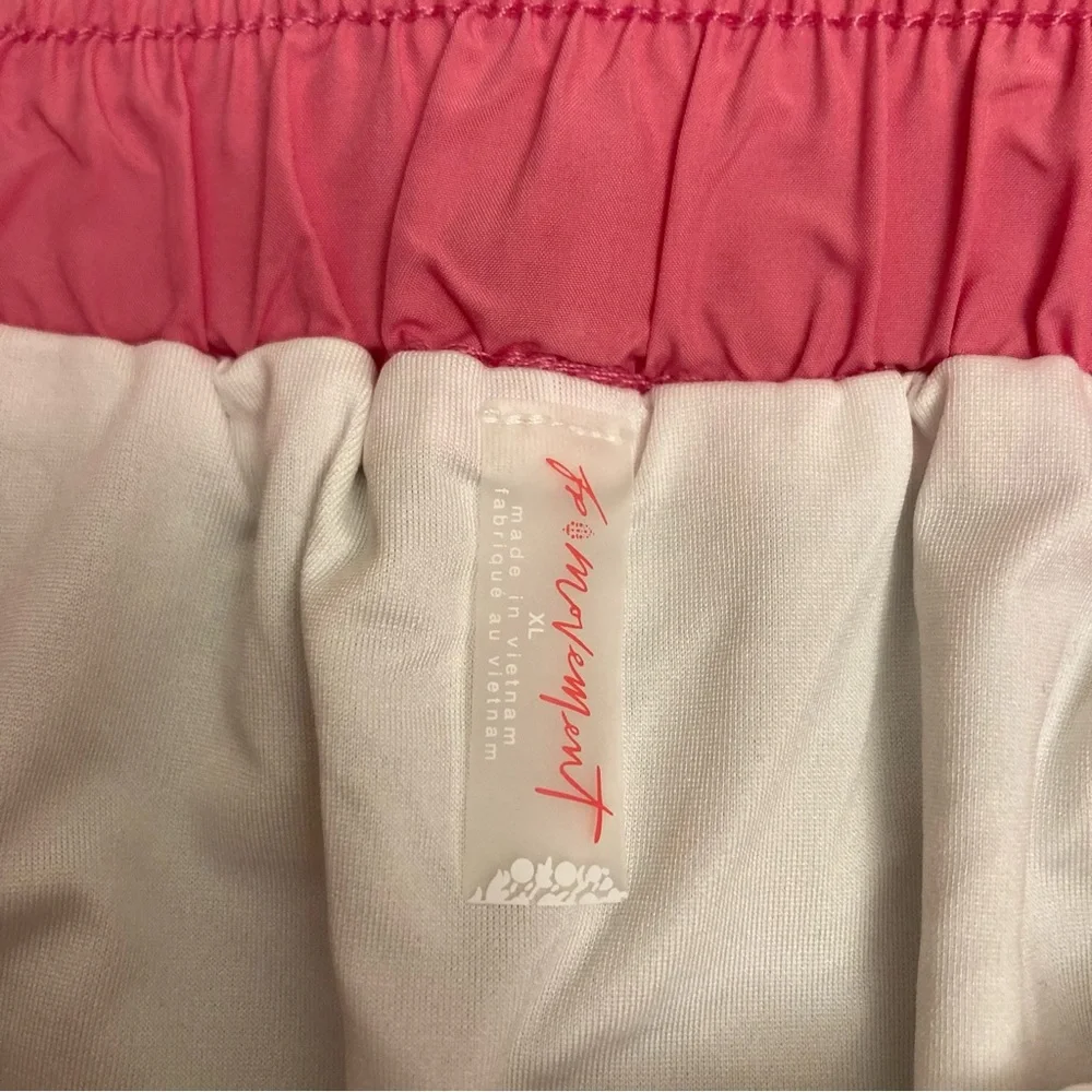 Free People Get Your Flirt On Embroidered Shorts Brown Pink Floral XL NWT - Picture 4 of 11